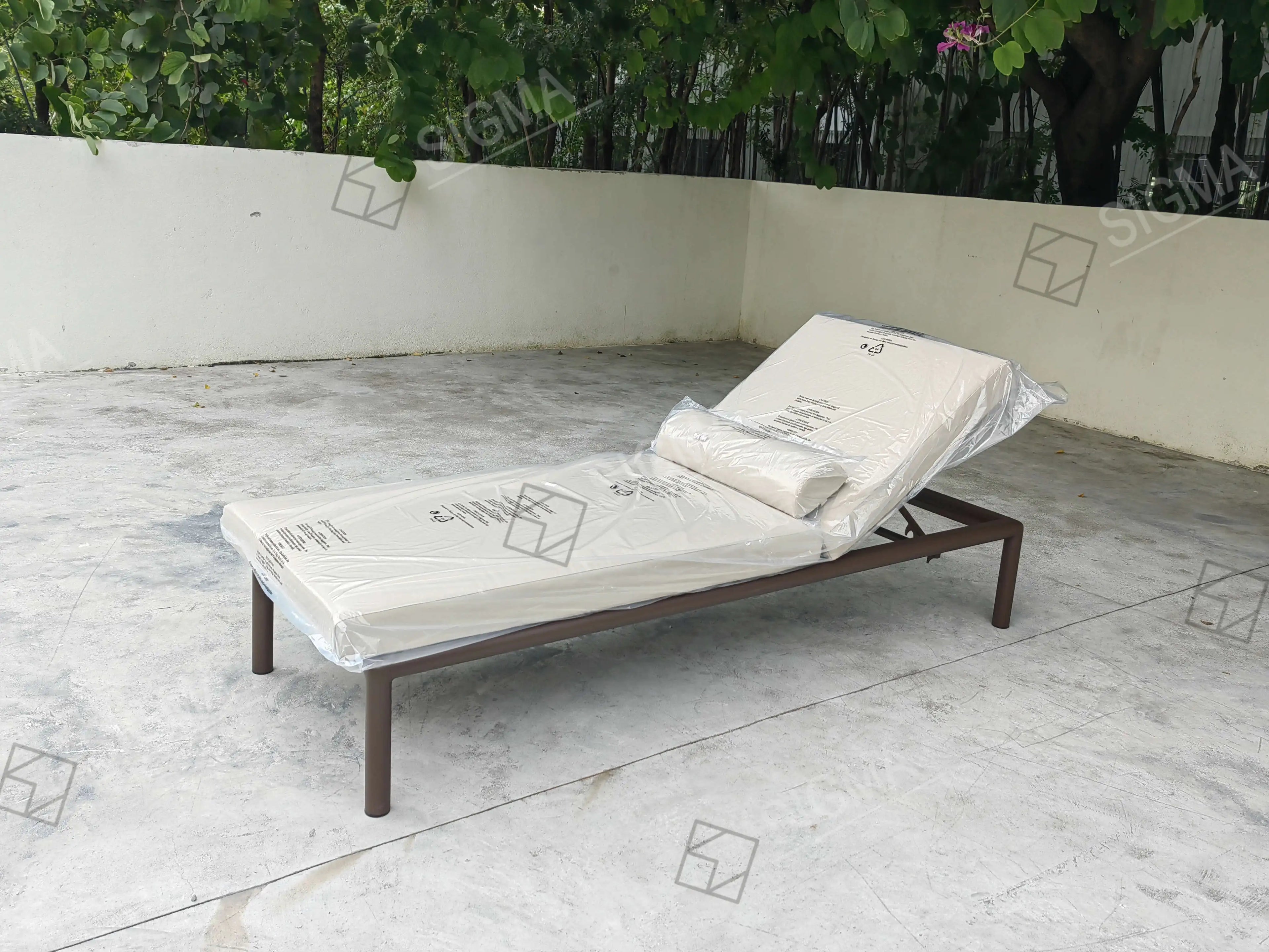 Sun Lounger Folding Contemporary Aluminium Alfresco Outdoor Living Australia
