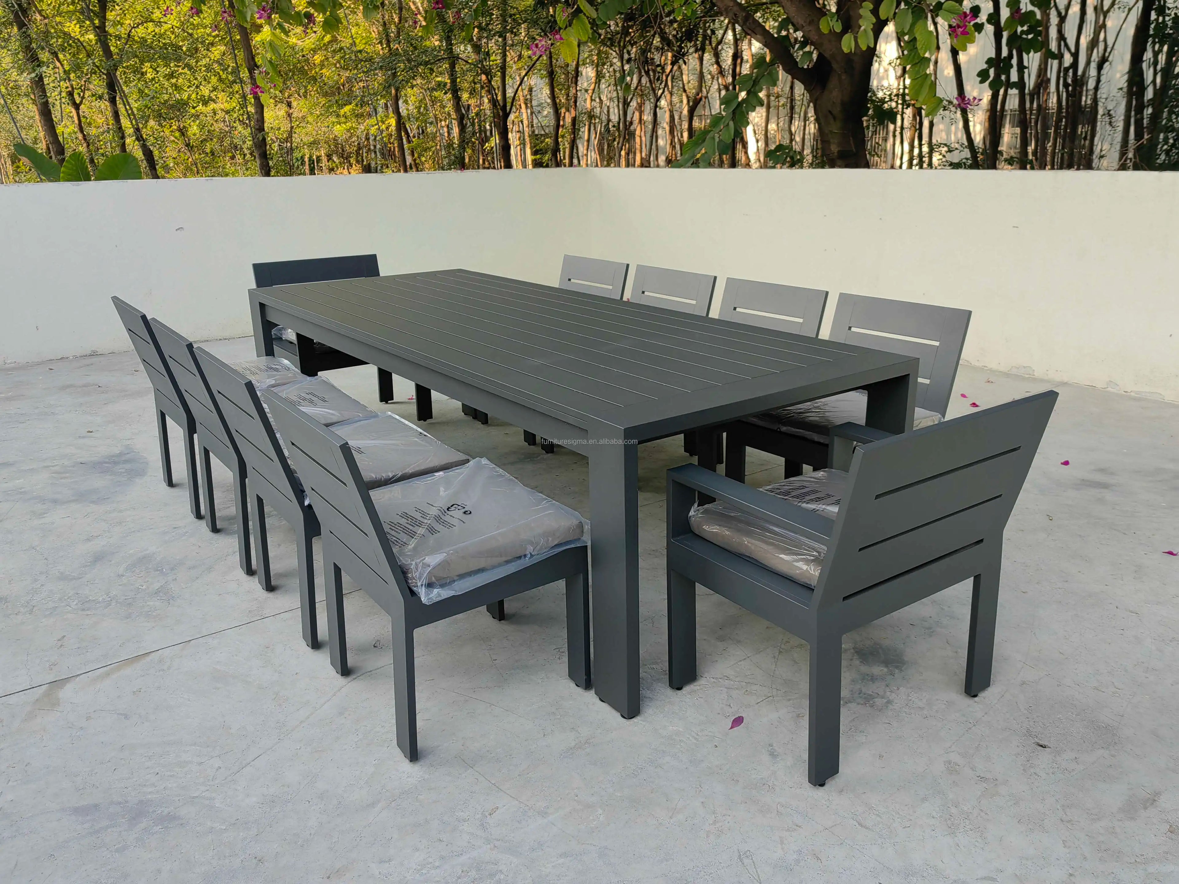 Custom Outdoor Dining Set 8-Seater Aluminum Contemporary Alfresco Outdoor Living Australia