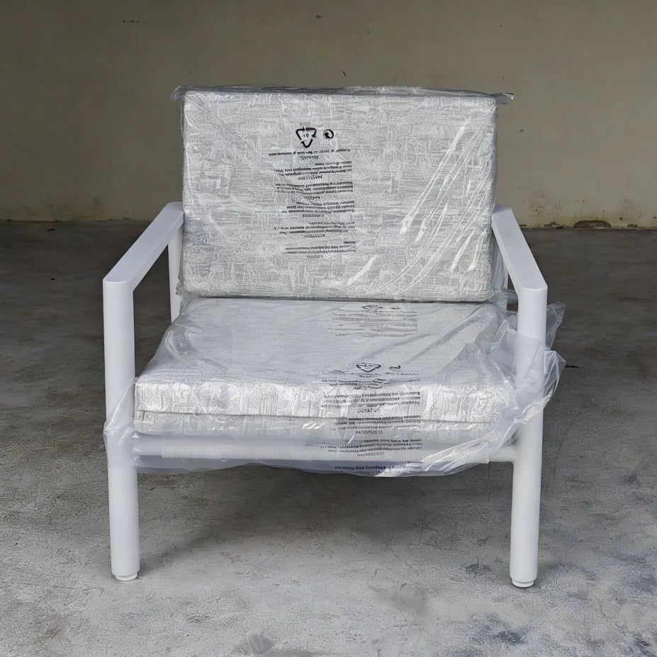 Designer Outdoor Furniture Woven Rope Accent Chairs Contemporary Architectural
