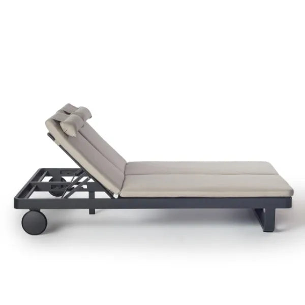 Custom Outdoor Sun Lounger Daybed Modern Architectural Alfresco Outdoor Living Australia