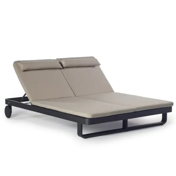 Custom Outdoor Sun Lounger Daybed Modern Architectural Alfresco Outdoor Living Australia