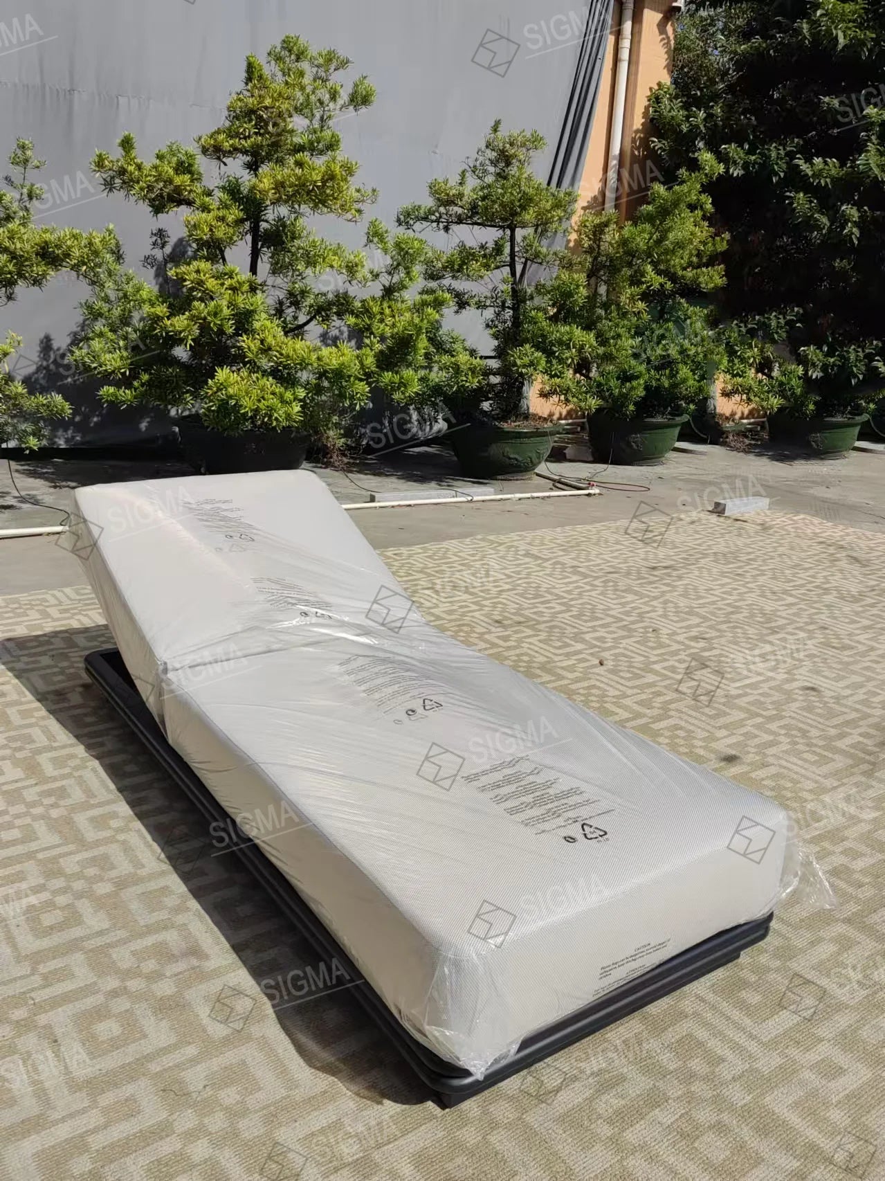 Designer Outdoor Furniture Sun Lounger Modern Alfresco Outdoor Living Australia