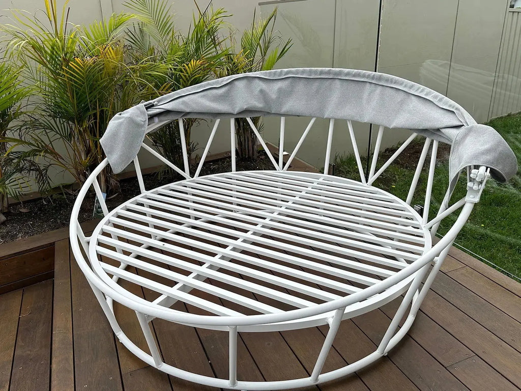 Custom Outdoor Furniture Round Daybed Sun Lounger Aluminium Alfresco Outdoor Living