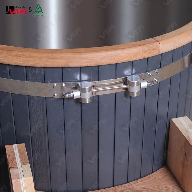 Custom Outdoor Ice Tub Red Cedar Stainless Steel Alfresco Outdoor Living Australia