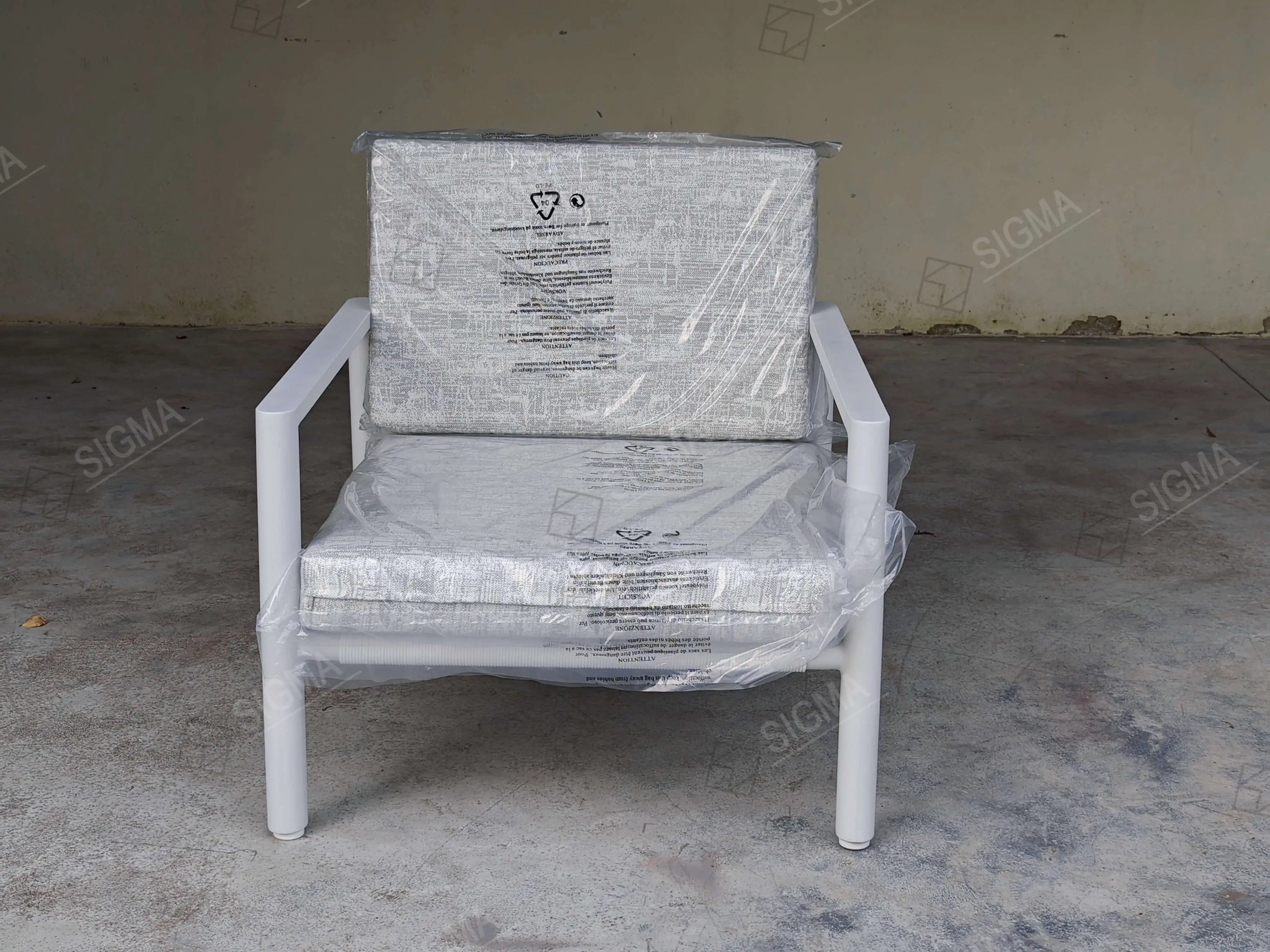 Designer Outdoor Furniture Woven Rope Accent Chairs Contemporary Architectural