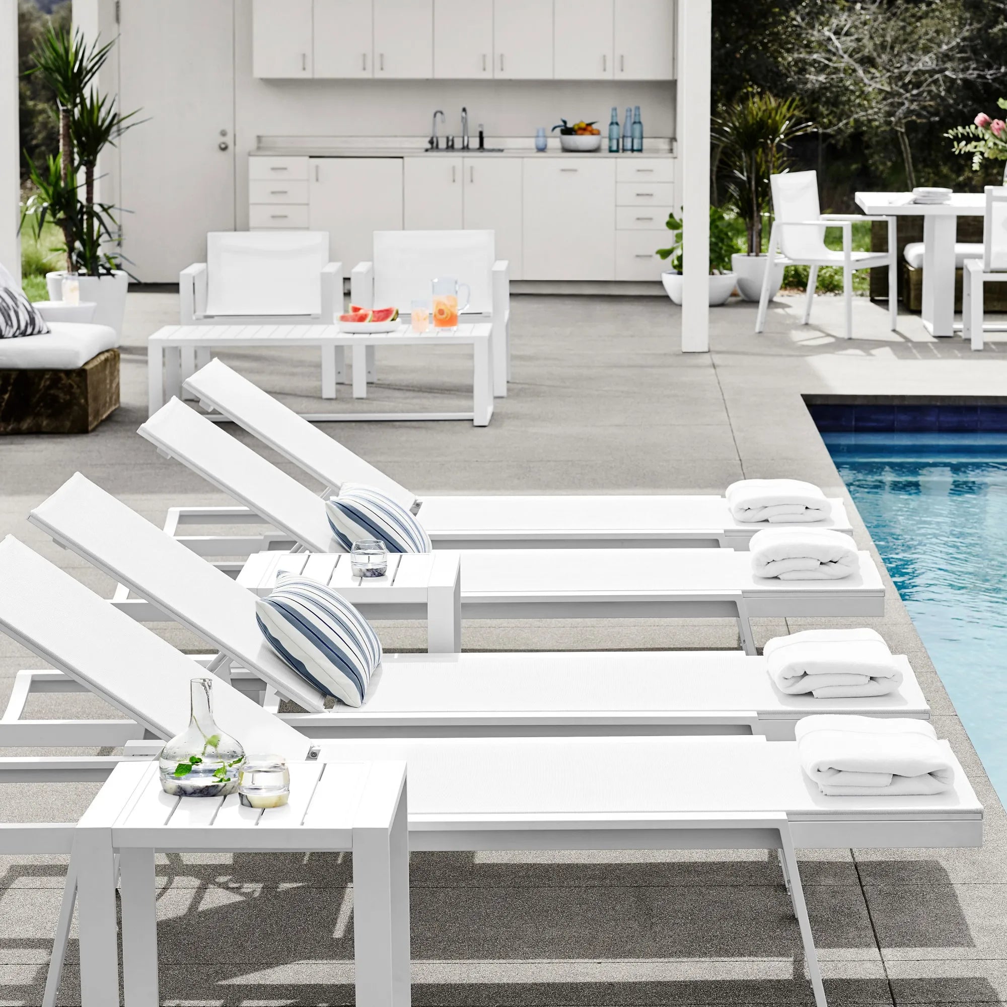 Contemporary Aluminium Outdoor Sun Lounger Minimalist Daybed Alfresco Outdoor Living