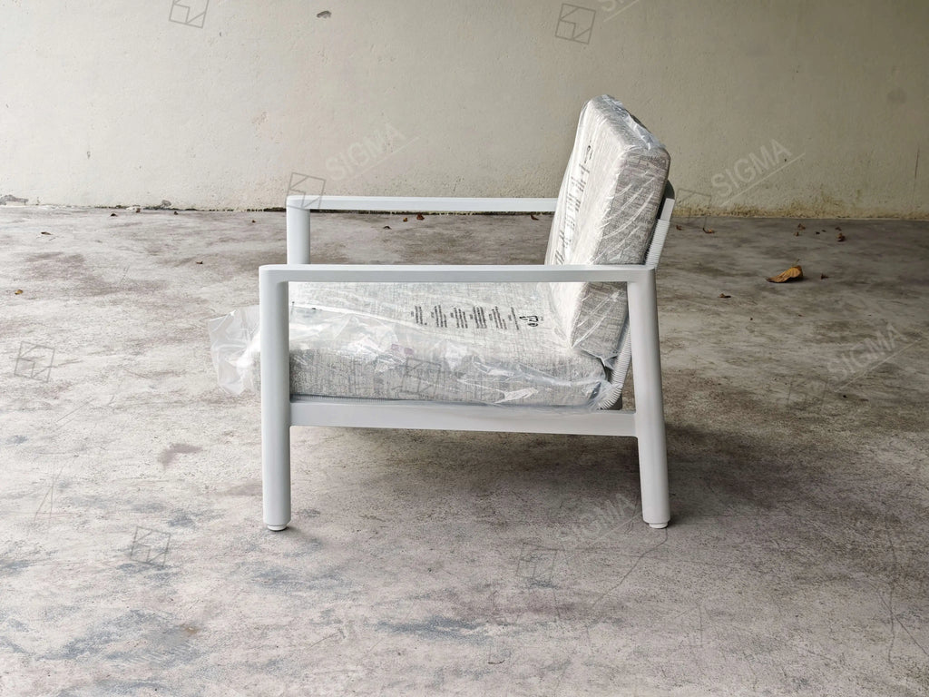 Designer Outdoor Furniture Woven Rope Accent Chairs Contemporary Architectural