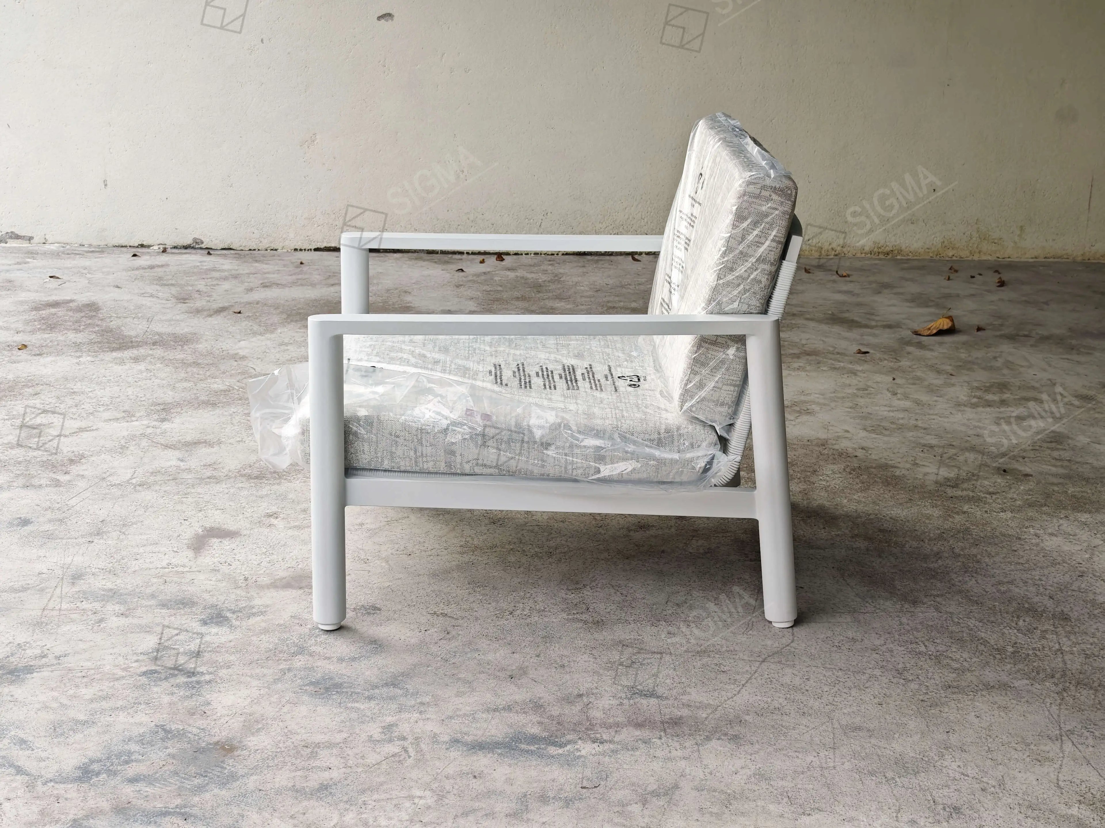 Designer Outdoor Furniture Woven Rope Accent Chairs Contemporary Architectural