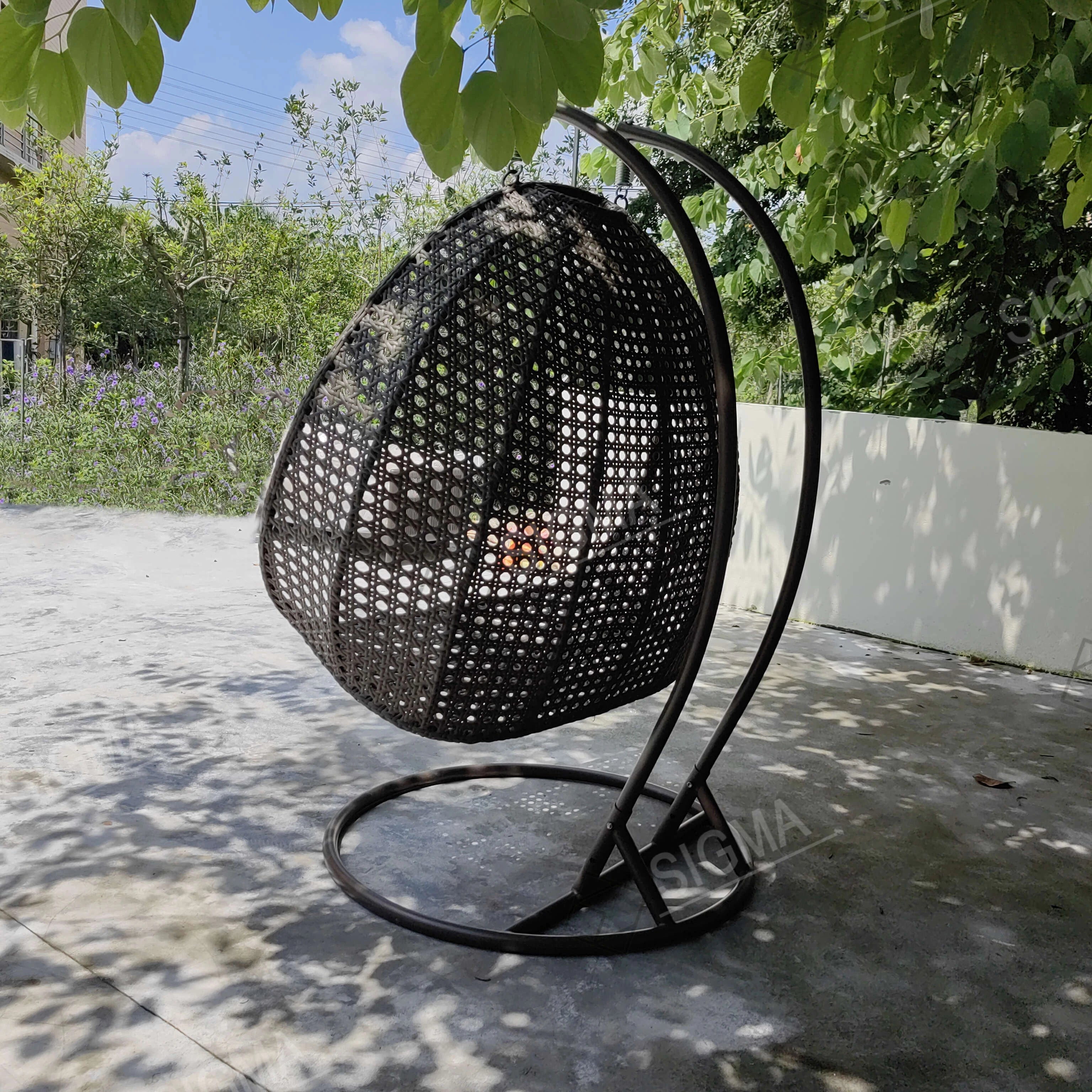 Custom Outdoor Furniture Hanging Egg Chair Modern Alfresco Outdoor Living Australia