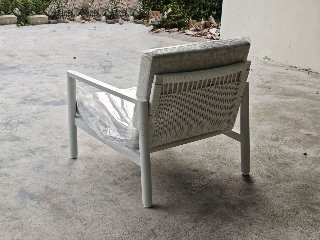Designer Outdoor Furniture Woven Rope Accent Chairs Contemporary Architectural