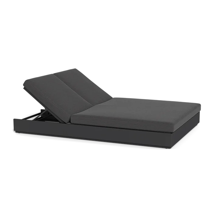 Custom Outdoor Furniture Double Sun Lounger Aluminium Alfresco Outdoor Living