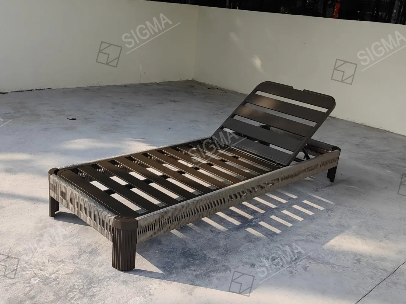 Custom Outdoor Sun Lounger Aluminum Powder Coated Modern Handcrafted Alfresco Outdoor Living