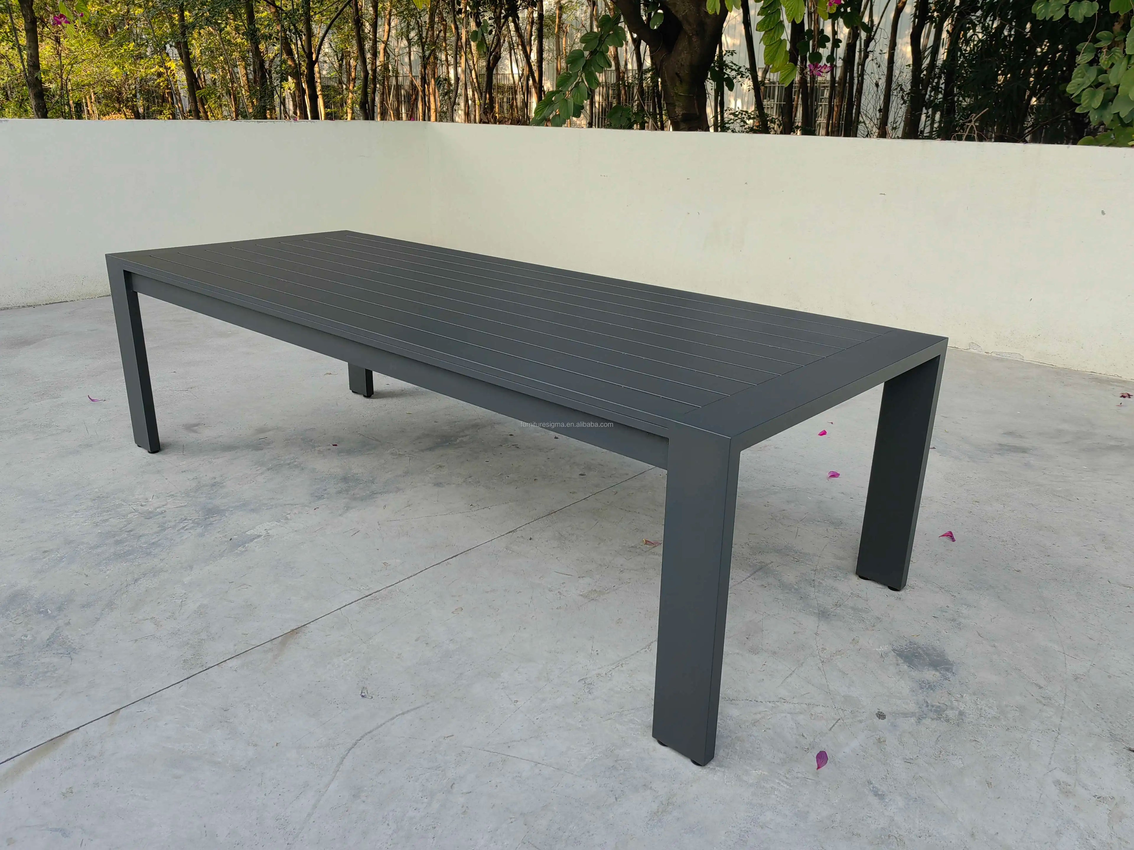Custom Outdoor Dining Set 8-Seater Aluminum Contemporary Alfresco Outdoor Living Australia